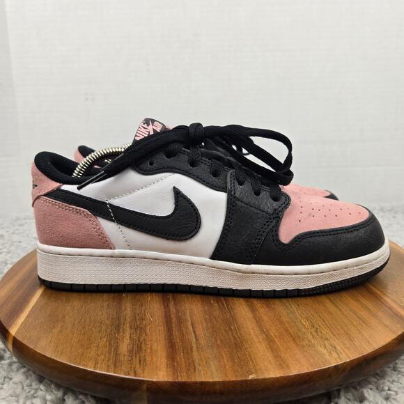 Jordan 1 Low OG Bleached Coral GS Kids 6.5y Athletic Casual Sneaker CZ0858-061 - Picture 3 of 12